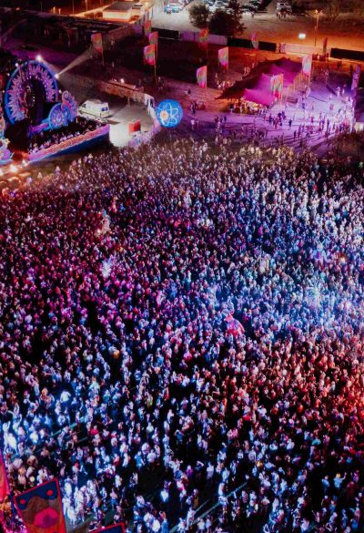 Disfruta del cartel completo de elrow Málaga XXL