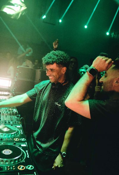 Disfruta de Jamie Jones b2b Franky Rizardo en Paradise